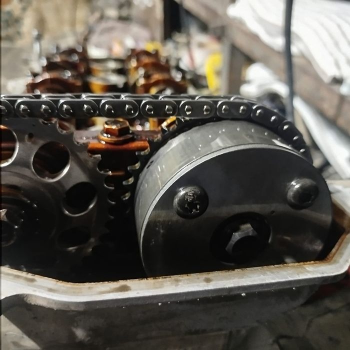 Продам двигатель 1zz fe