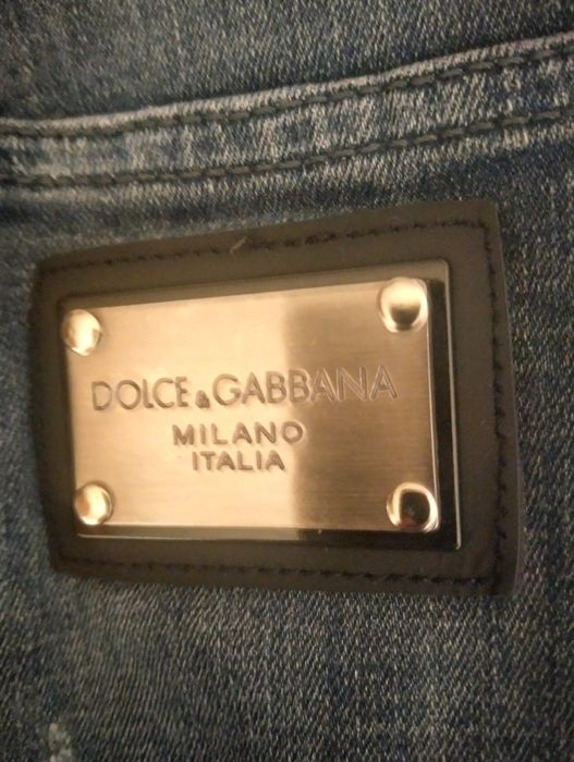 „Оригинални Dolce & Gabbana дънки – Made in Italy, обличани веднъж“