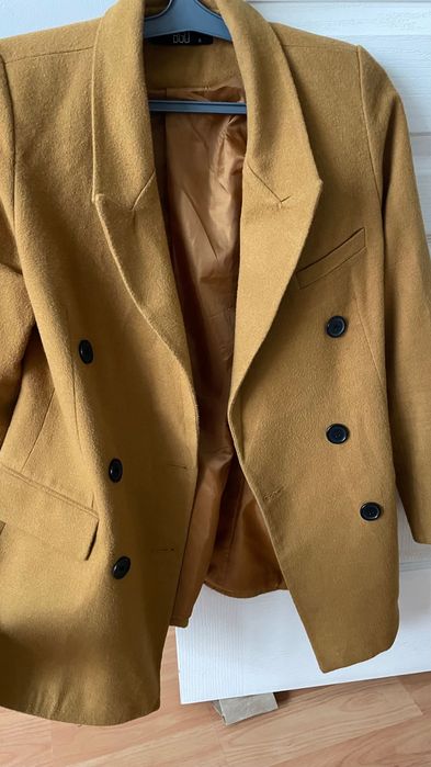 Красивая костюм пальто пиджак