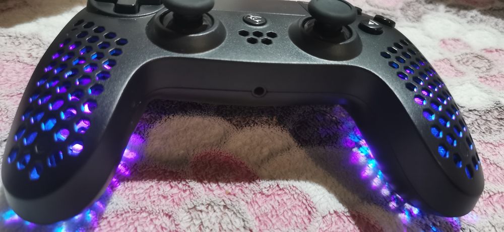 Controler White Shark led.