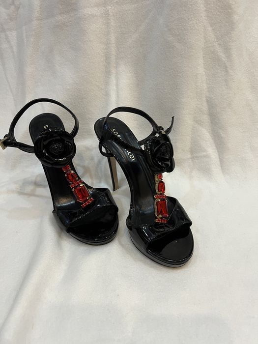 Sandale negre cu toc Sofia Baldi