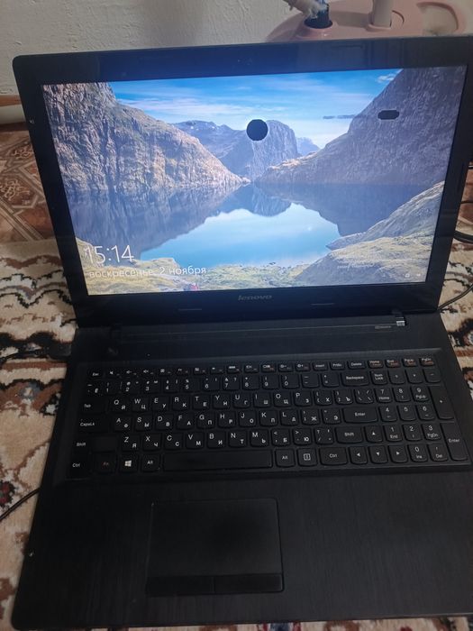 Ноутбук  LENOVO 80GO