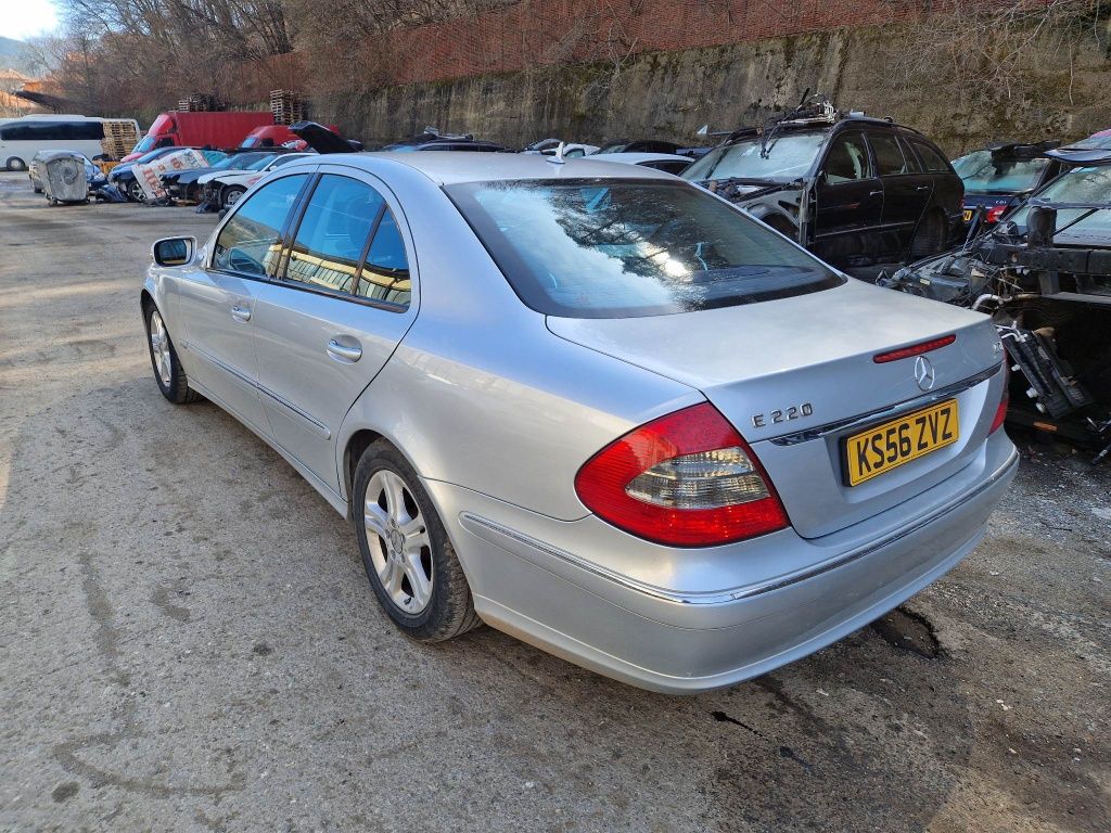 Mercedes W211 E220CDI 170кс Avantgarde Delphie ксенон седан автоматик