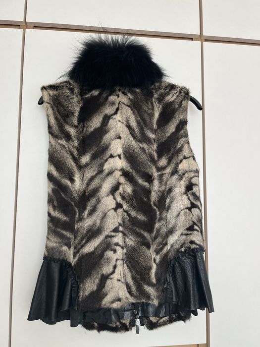 Кожен елек естествена кожа с пухкава яка