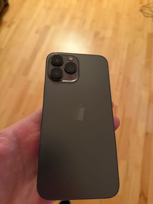 Vand iPhone 13 Pro Max impecabil
