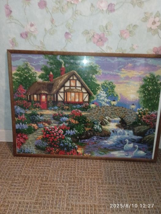 Продам картину,  ручная работа . Полная выкладка. . Цена _5000..