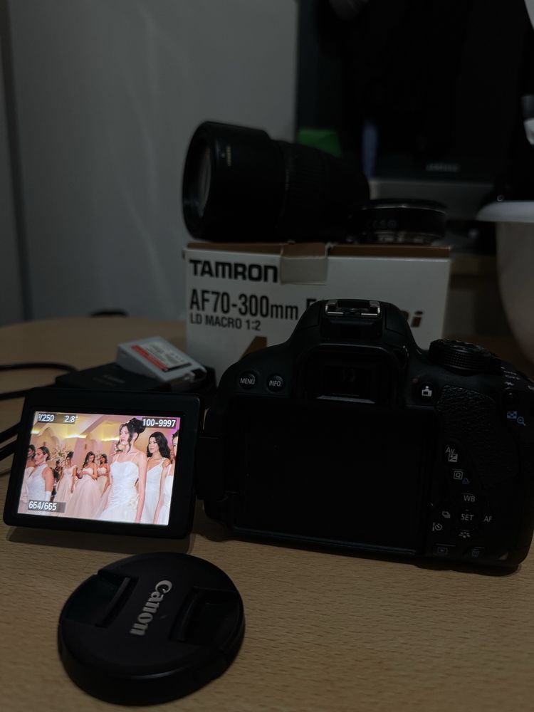 Vand aparat foto in stare excelenta