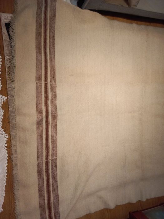 Покривка за легло вълнено одеяло/постелка
