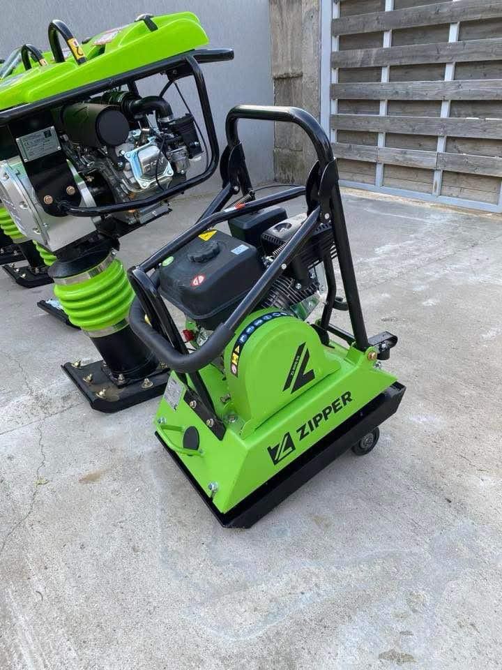 Compactor de închiriat
