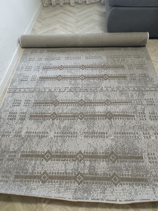 Новая безворсовая дорожка.