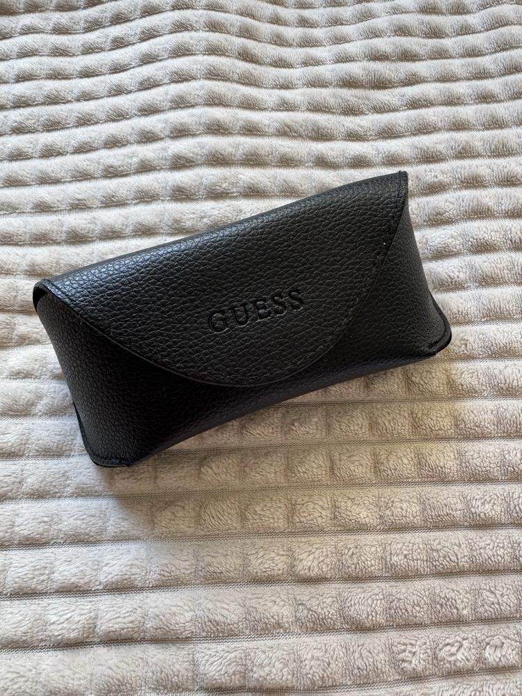 Мъжки очила Guess