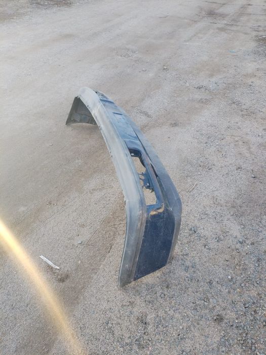 Продам передний бампер от Volkswagen golf,vento