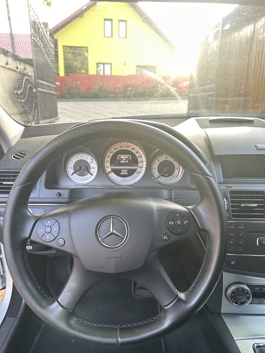 Vand  Mercedes-Benz C250,an fabricatie 2009,motorizare 2.2 CDI 204 CP