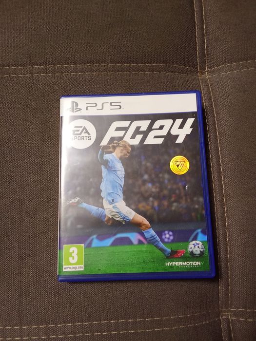 FC 24 на PS5 срочно продам