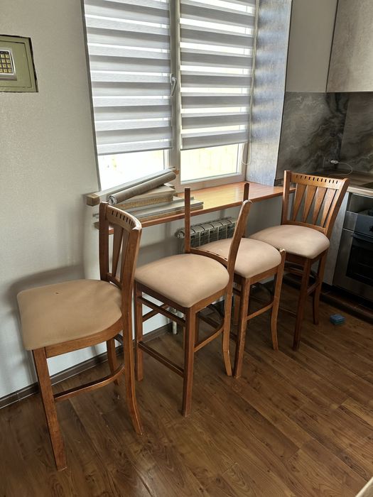 Стулья барные деревянные