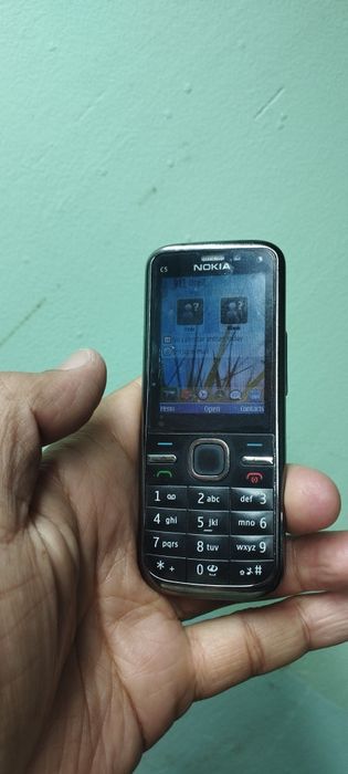 Nokia 6300, C5 и Sony Ericsson k530i