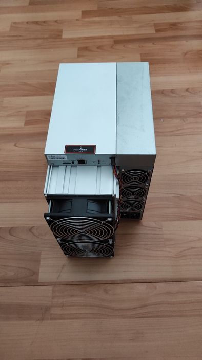 Asic Antminer s19 95TH Асик майнер антмайнер С19
