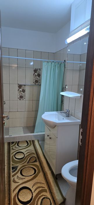 Garsoniera de închiriat