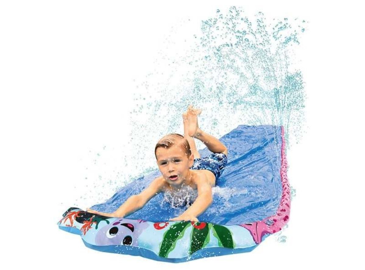 Водна пързалка голяма