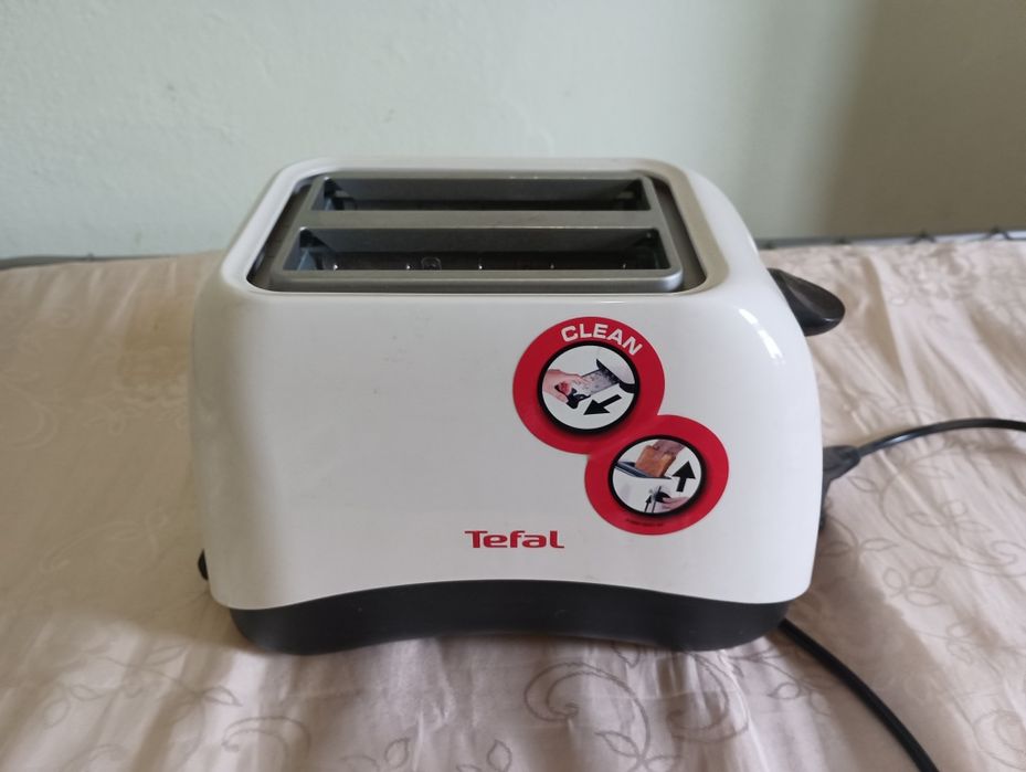 Продам Тостер Tefal.