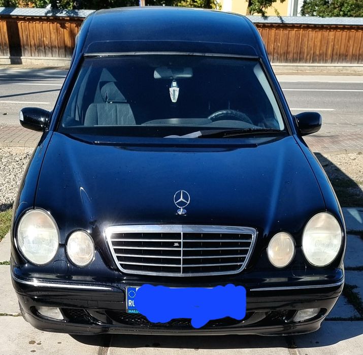 Se vinde Mercedes SD funerar