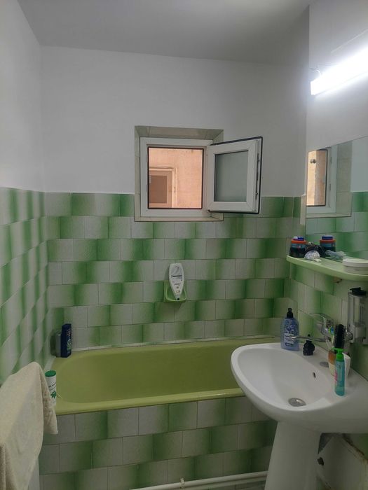 2 camere Galati ,central,mobilat,zona Facultate,375 euro/luna