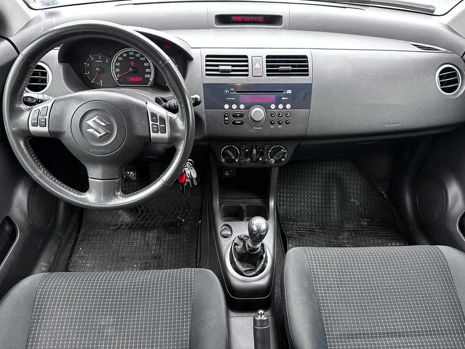 Suzuki Swift 1.3 DDIS Дизел Клима 2006 г