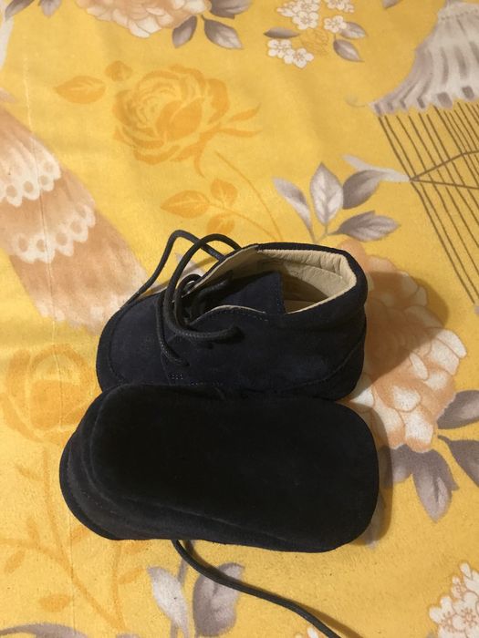 Mocasini piele intoarsa Baby Avus - botez- marimea 18-19