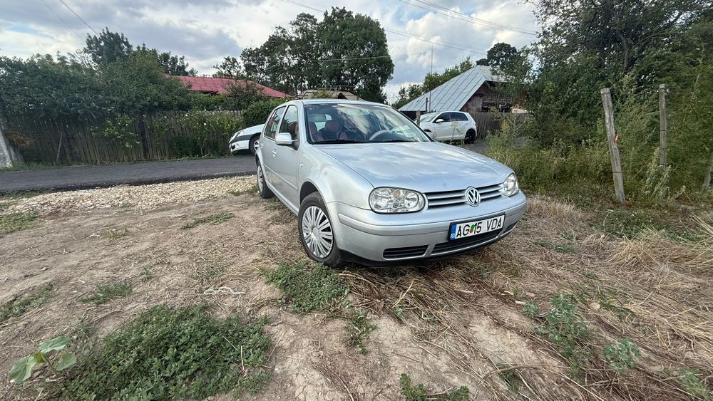 Volkswagen Golf 4 - 1.6 Benzină, 2002