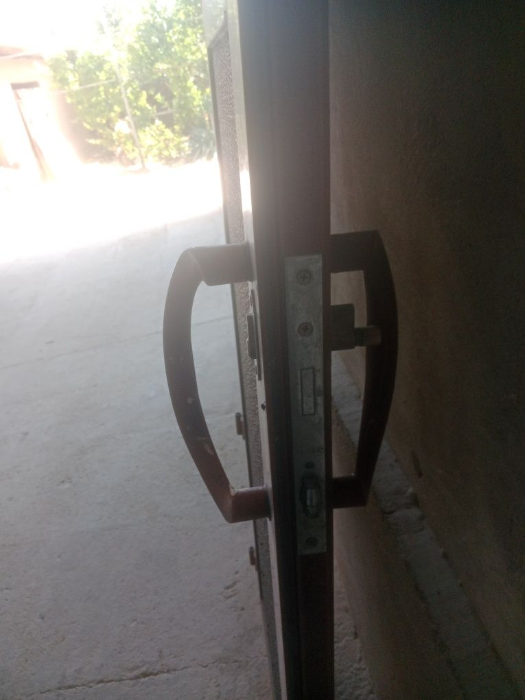 Akfa  eshik hollari alo dardjada jigarrang