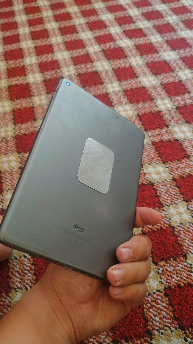 iPad 5 meni sotiladi 64 GB Xotirasi