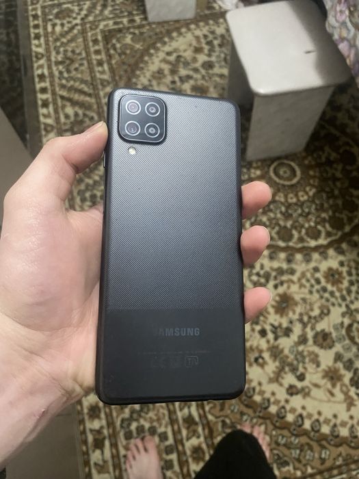 Samsung A12 64 gb