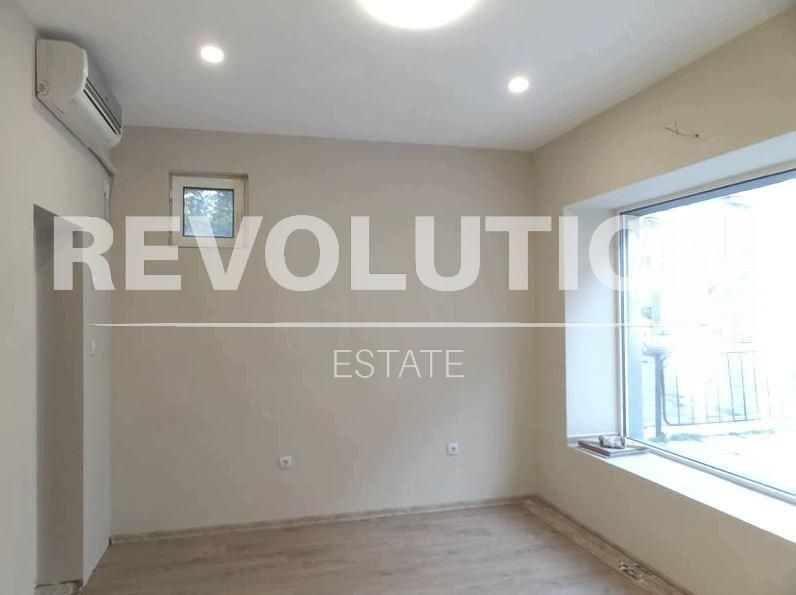 Дава се под наем Магазин в Варна, Център - 78 кв.м за 850 € - Снимка #1