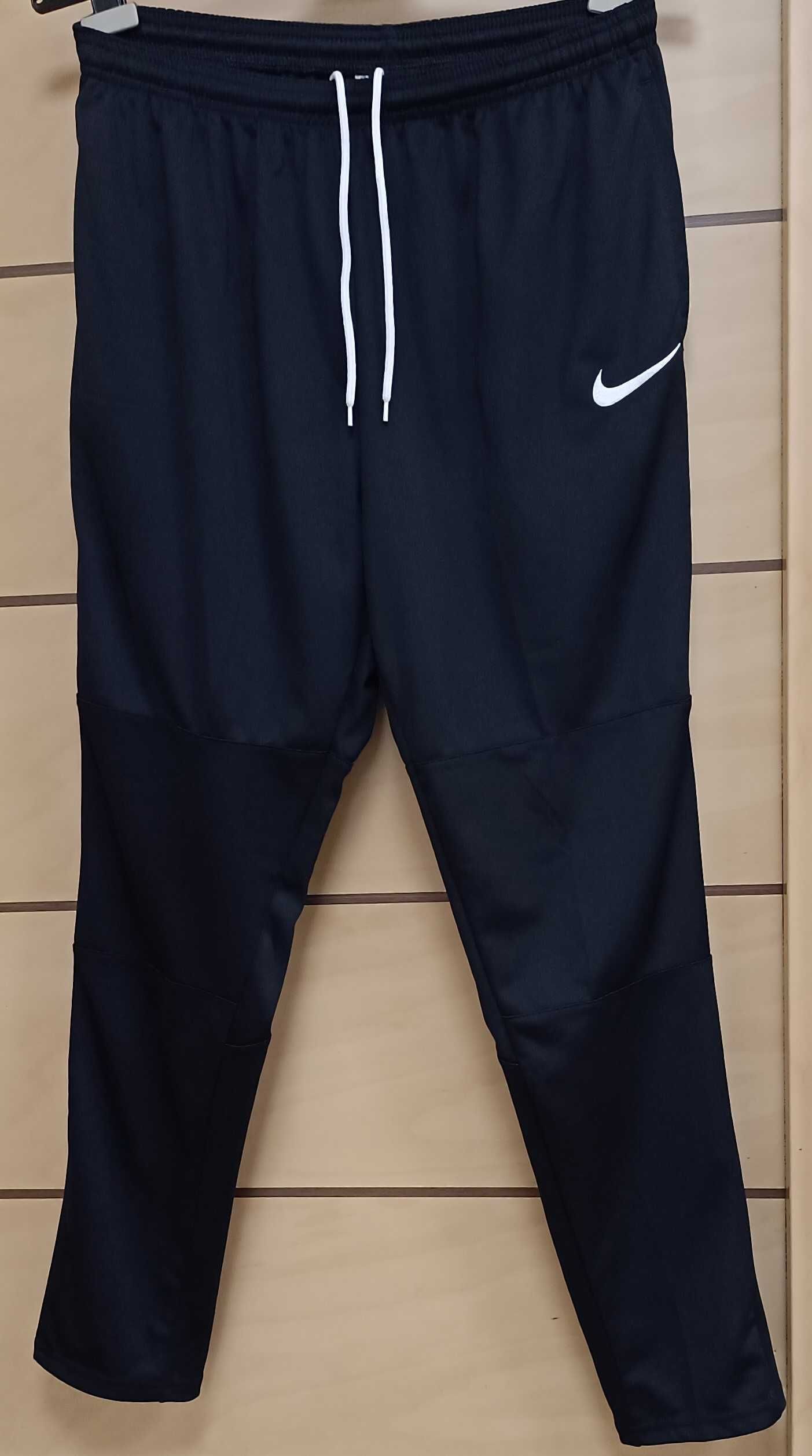 Nike-Dri Fit-Много Запазено