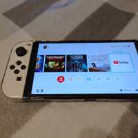 Nintendo Switch OLED cu folie, carcasa, accesorii originale