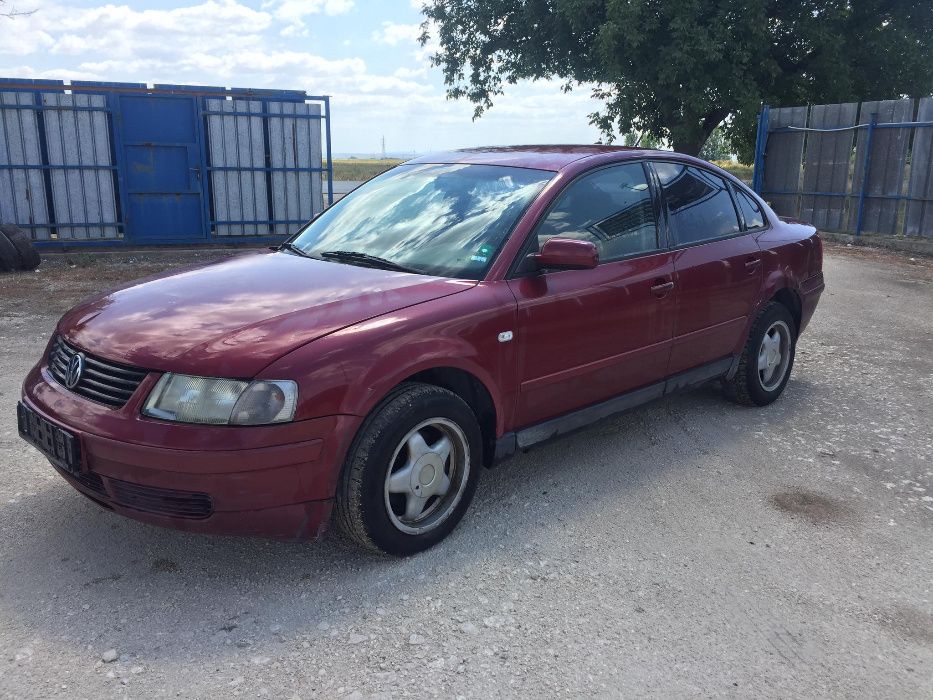 Volkswagen Passat 1.6 101к.с на части