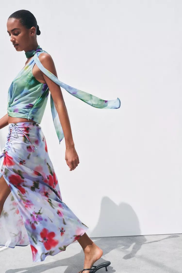 Zara  лятно моделче