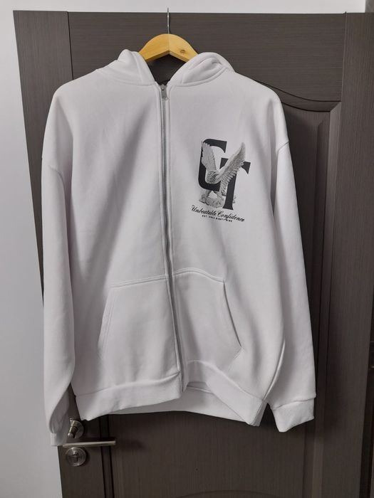 Bluze bărbați și hanorace  și veste noi