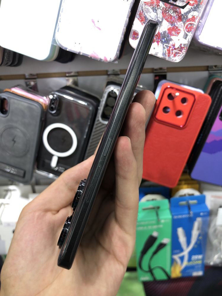 Redmi Note 13 Pro+ 5G 12/512 ideal