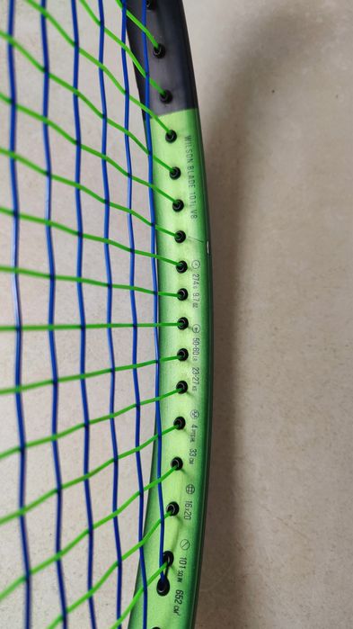 Rachetă Wilson Blade V8 101L 274gr