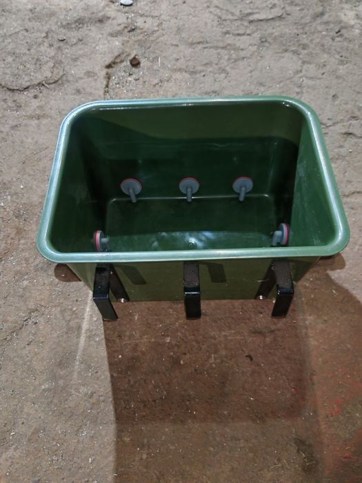 Galeata alăptare vitei 30 L - 5 tetine / biberoane