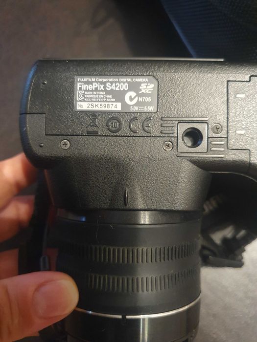 Aparat foto digital Fujifilm FinePix S4200, 14MP, Black