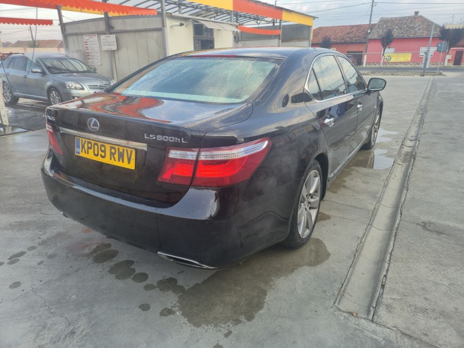 Lexus LS600HL 2009 5.0V8 volan dreapta