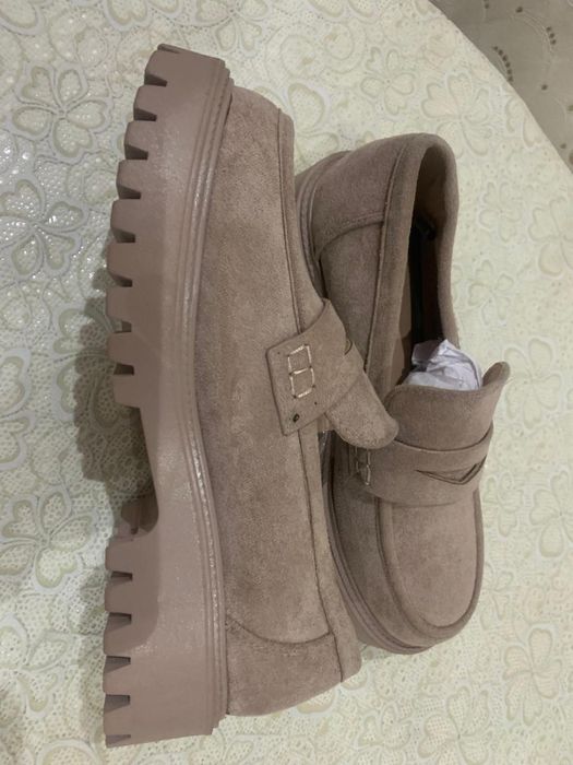 Лоферы женские новые