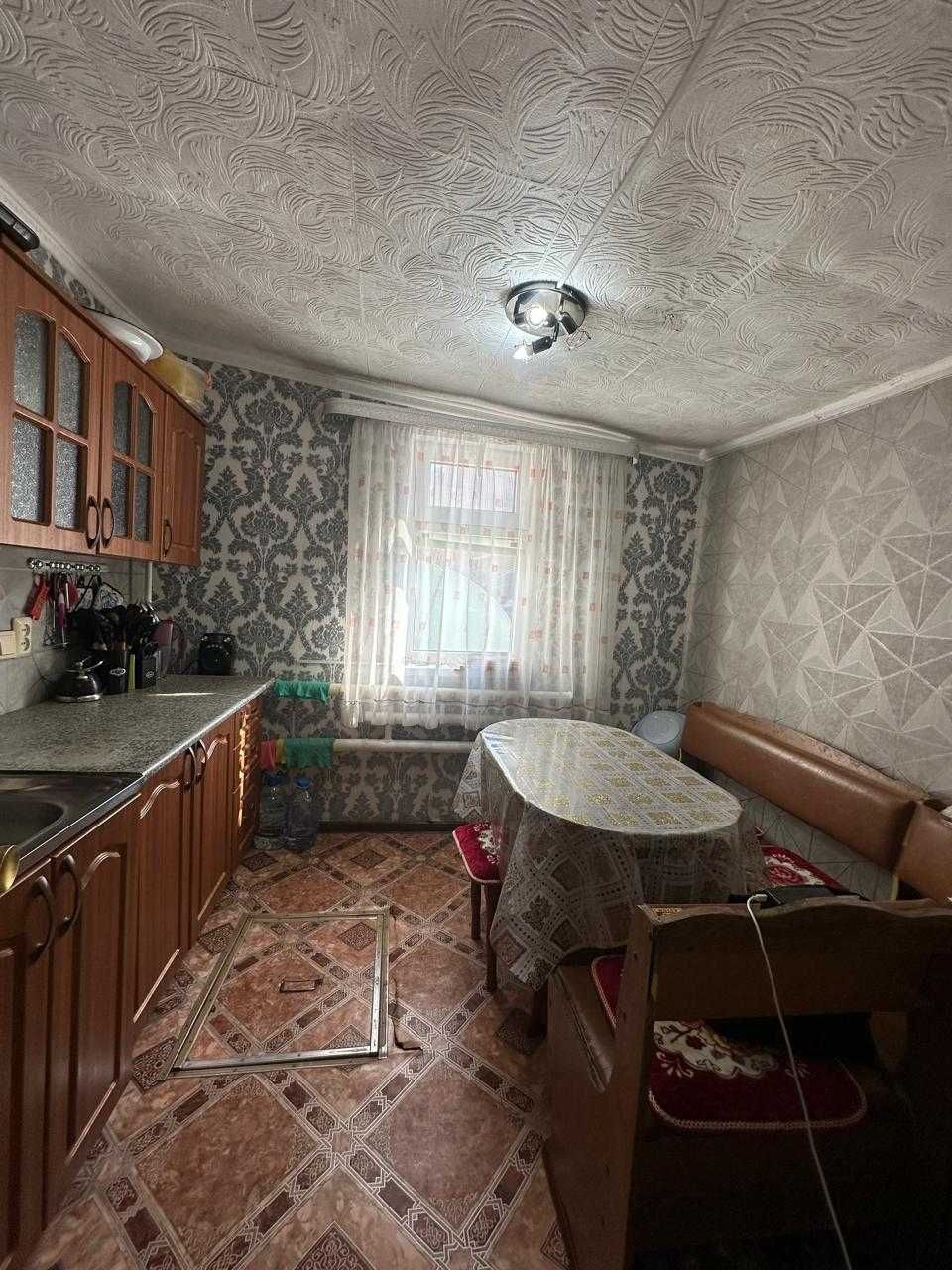5-ти  комнатный дом
на Сазде 5 мкр