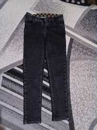 Продам серые джинсы