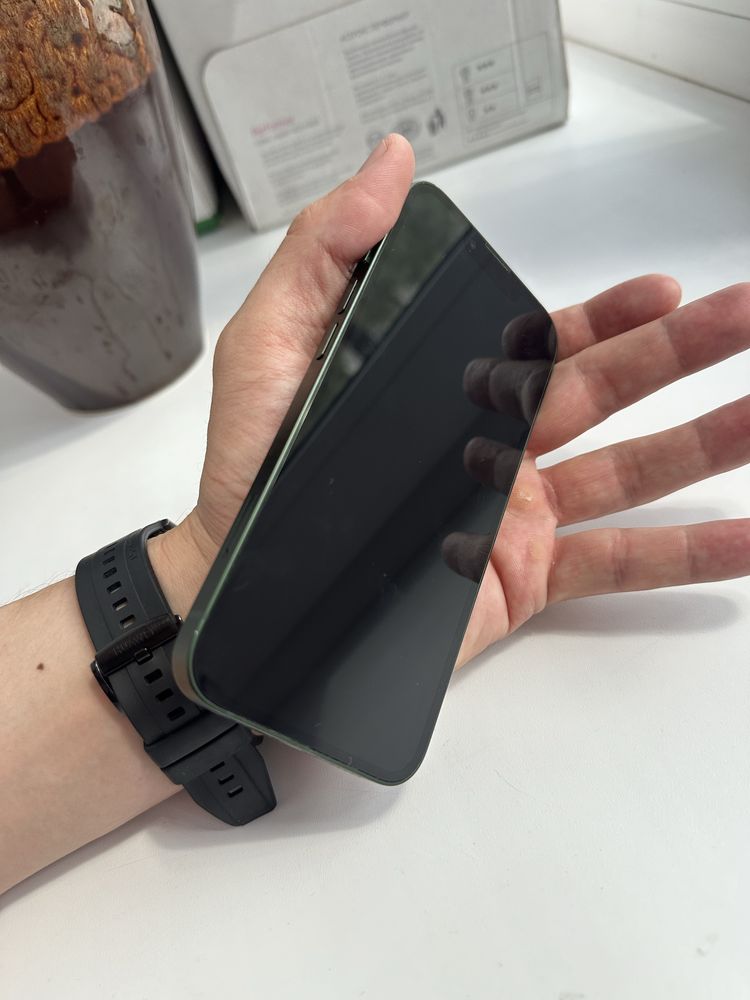 Продаю iphone 13, 256 Gb