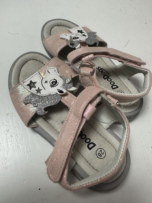 Vand sandale fetite nr 27 si 28