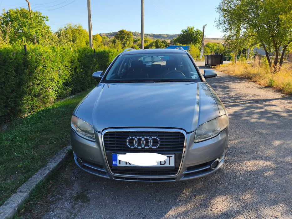 Продавам Ауди А4 B7