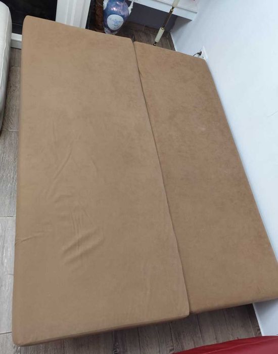 Canapea extensibila  3 locuri